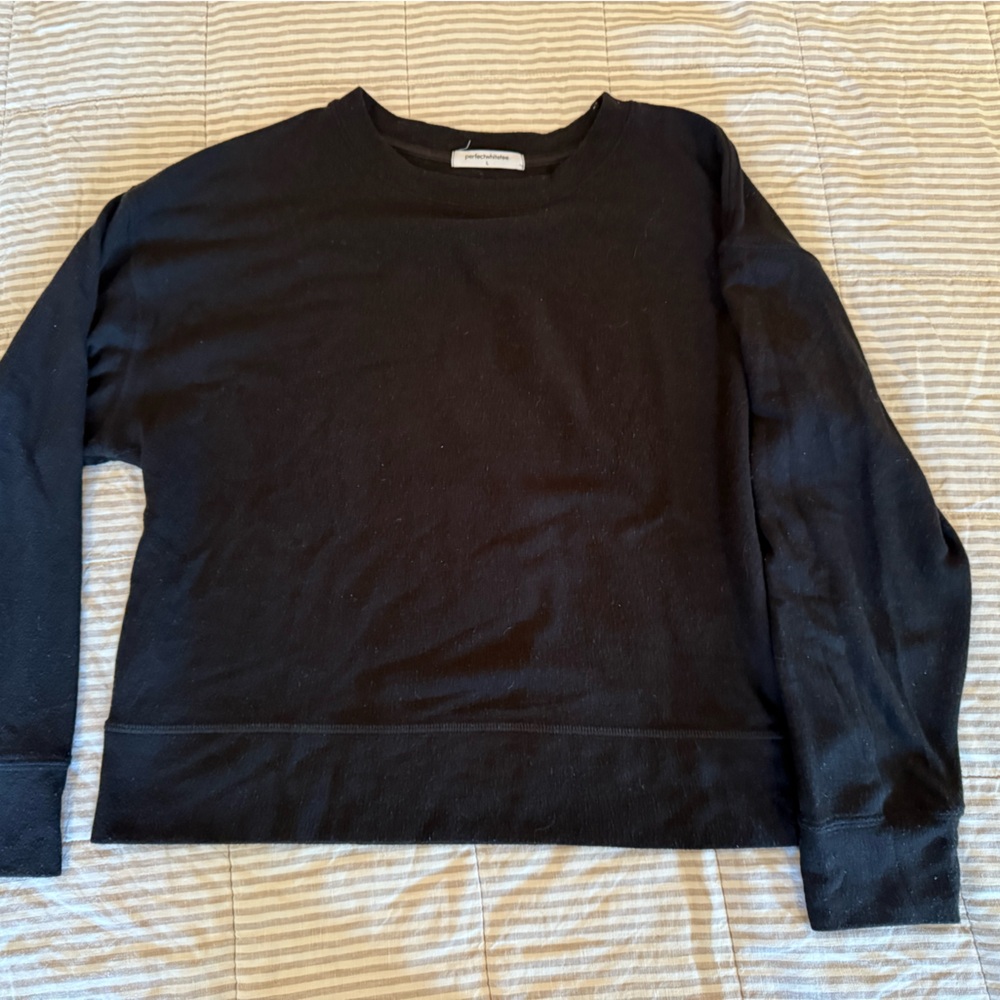 Perfect White Tee “Selma” Black brushed jersey sweater L